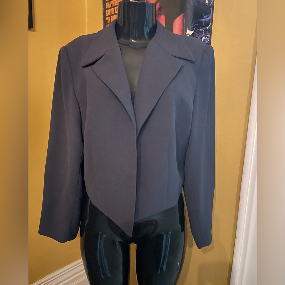Women’s Plus Size Cropped Blazer ( 14 )